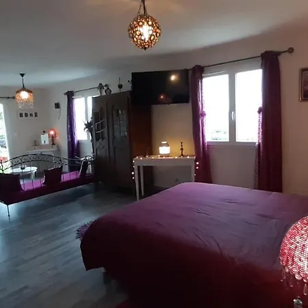 Homestay La Cle Des Anges Avec Piscine Chauffee